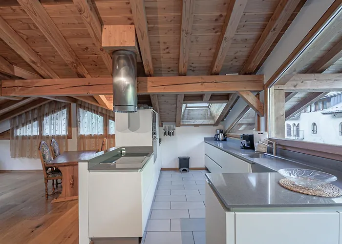 Chalet Superbe 4 étoiles Avec Sauna Et Garage Proche Des Pistes - Fr-1-343-184