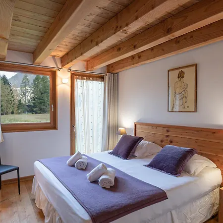 Chalet Superbe 4 Etoiles Avec Sauna Et Garage Proche Des Pistes - Fr-1-343-184